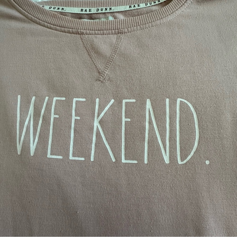 Rae Dunn Women's L Blush Pink Longs Sleeves Scoop Neck "Weekend" Sweatshirt Top - Picture 9 of 16